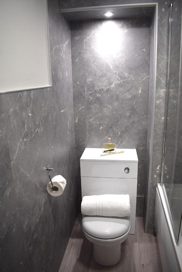 Kelpies Serviced Apartments- Victoria